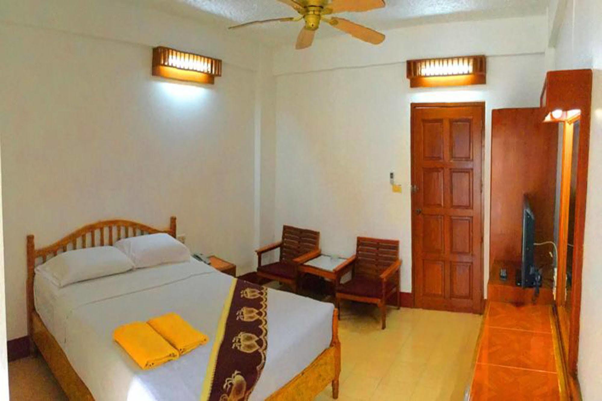 Hotel Bliss Mansion Pattaya Zewnętrze zdjęcie