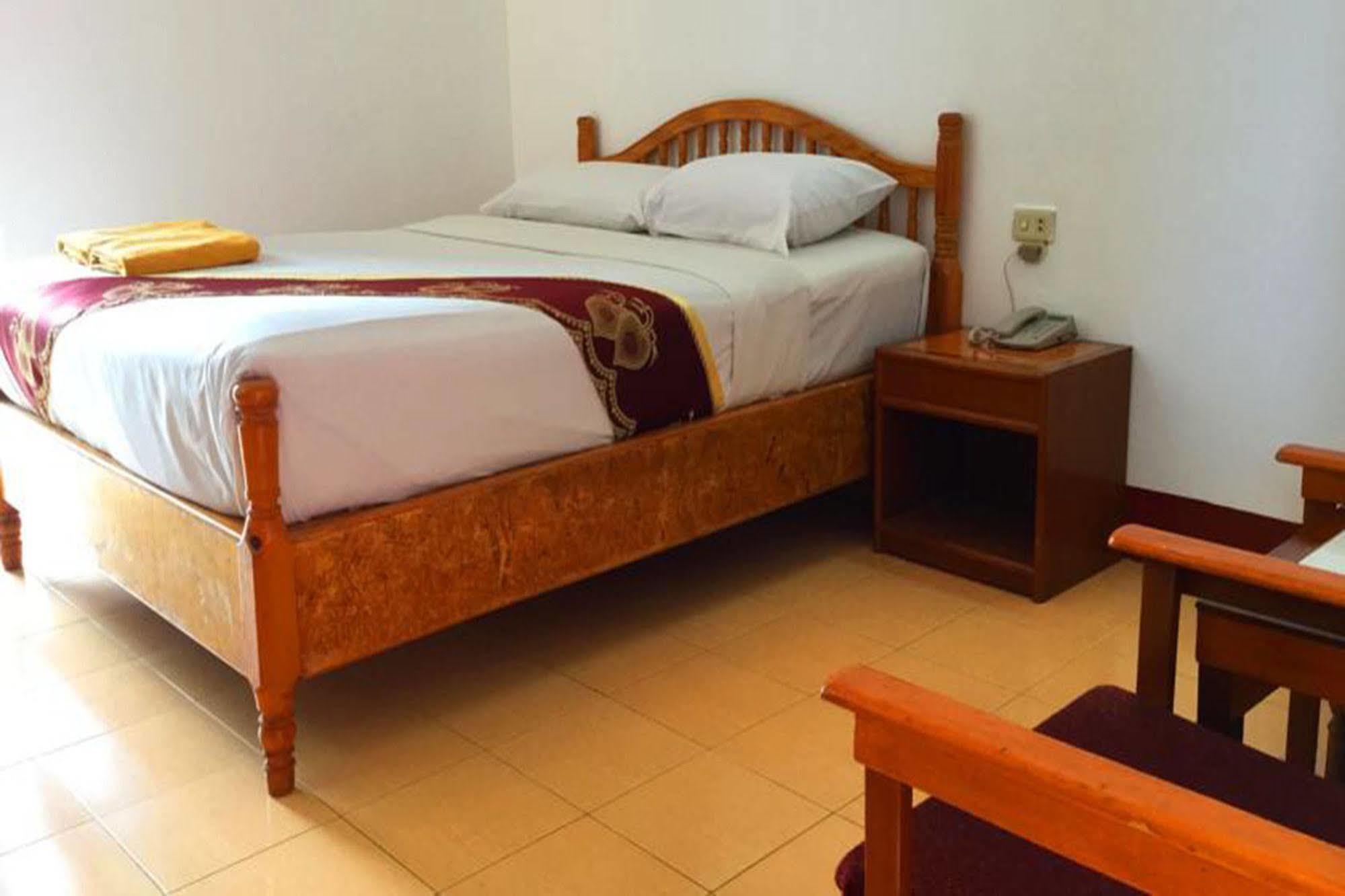 Hotel Bliss Mansion Pattaya Zewnętrze zdjęcie