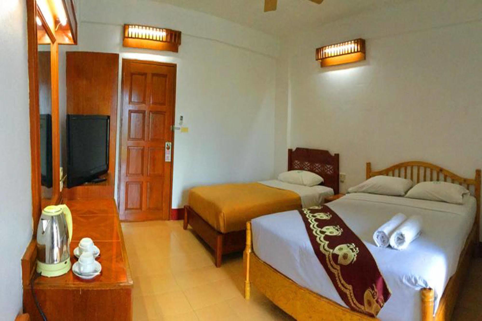 Hotel Bliss Mansion Pattaya Zewnętrze zdjęcie